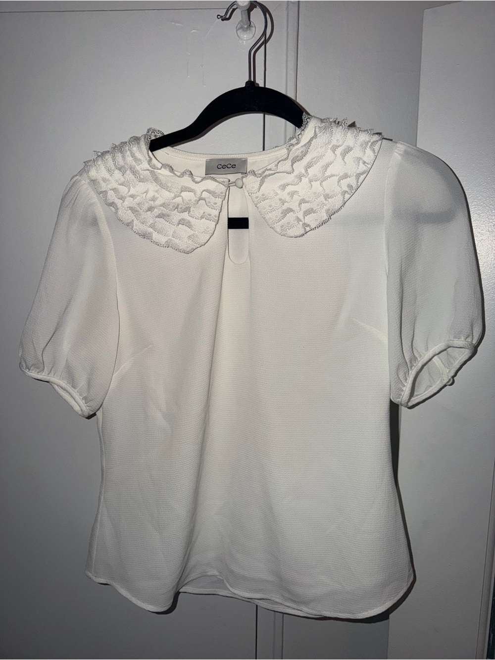 CeCe Cream Textured Ruffled Peter Pan Collar Top